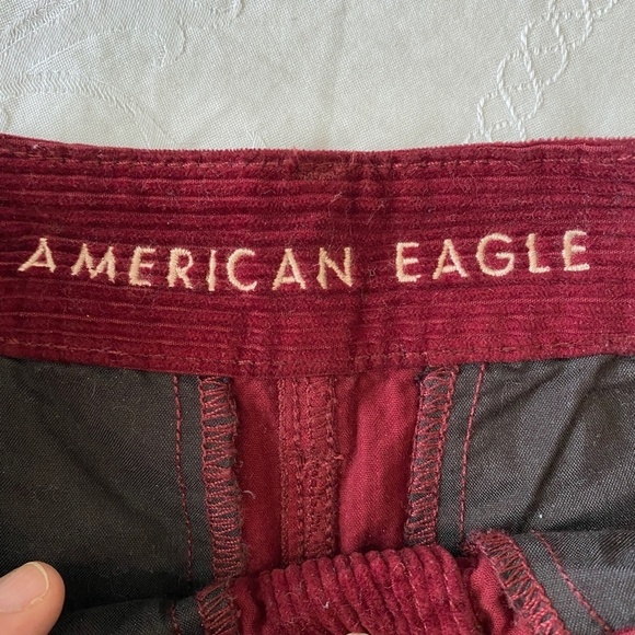 American Eagle Burgundy/Wine Women's Corduroy Button Up Front Mini Skirt Size 0 - Picture 2 of 15